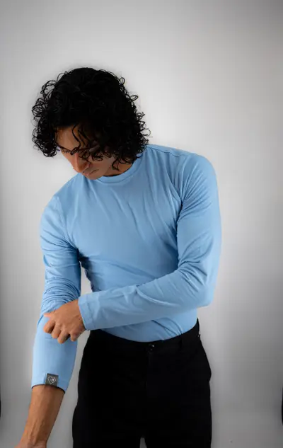 Men's long-sleeve underscrub in sky blue