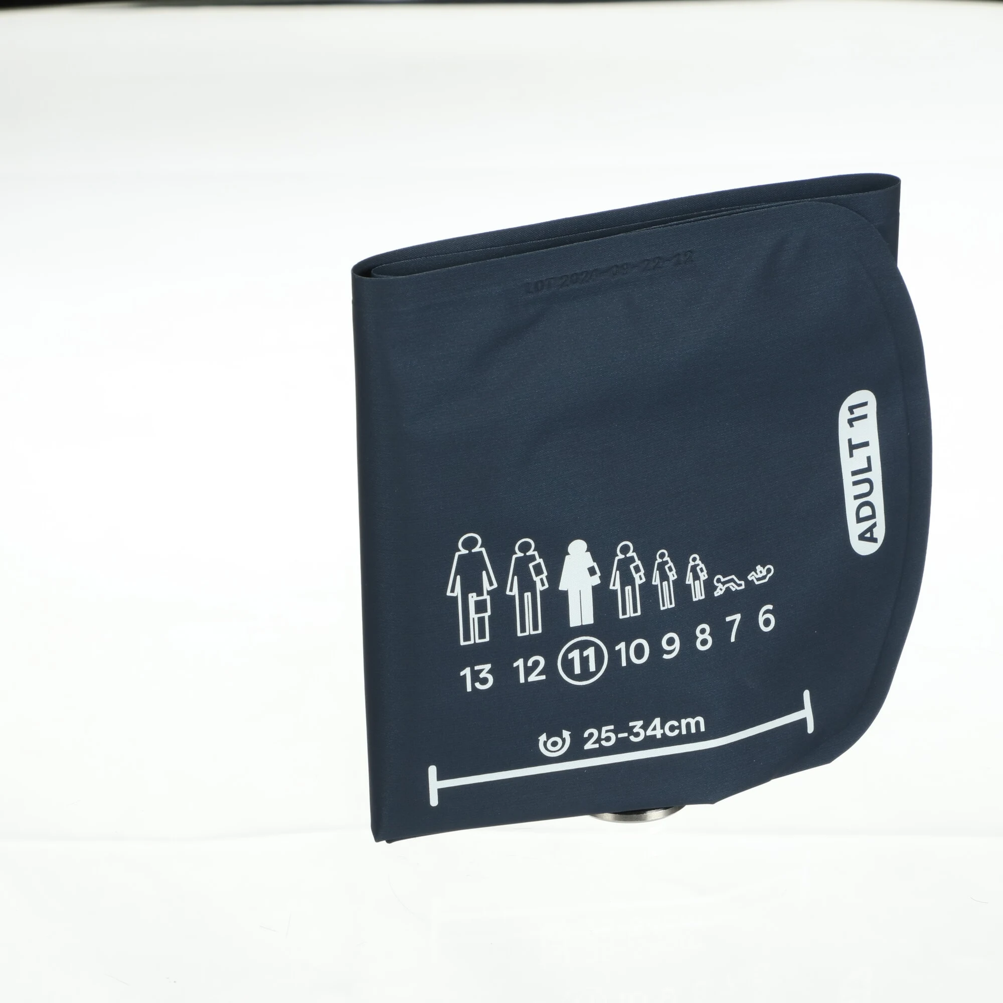 Welch Allyn REUSE size 11 adult cuff showing its printed size range